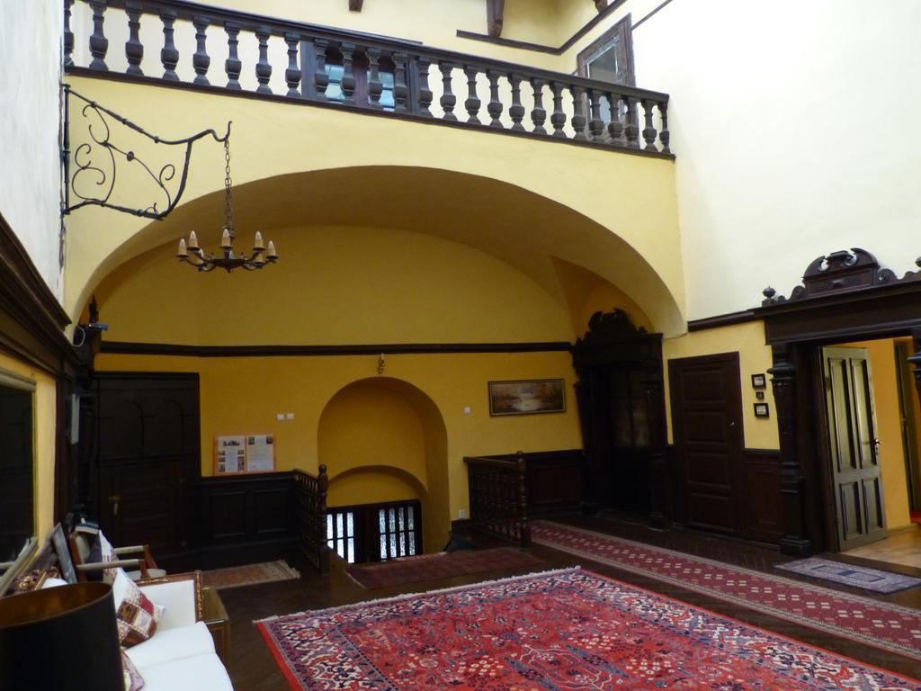 Palac Jastrowiec Экстерьер фото